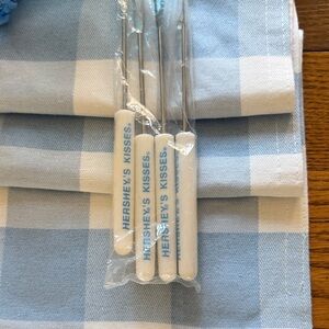 Hershey's Kisses Fondue Forks Set